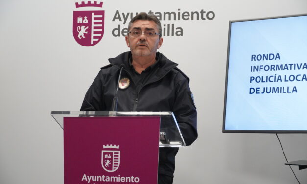 Antonio Luis Mula, comisario de la Policía Local: “Mi valoración de la tarde de manolas es superpositiva”