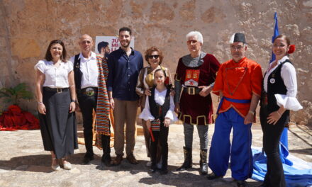 Las fiestas de Moros y Cristianos ya tienen su cartel, la designación de pregonera y los cargos festeros para este año