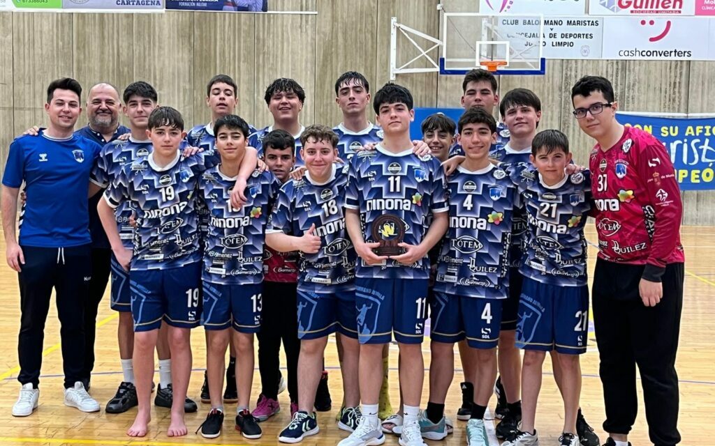 Los cadetes del balonmano finalizan cuartos de la Supercopa disputada en Cartagena