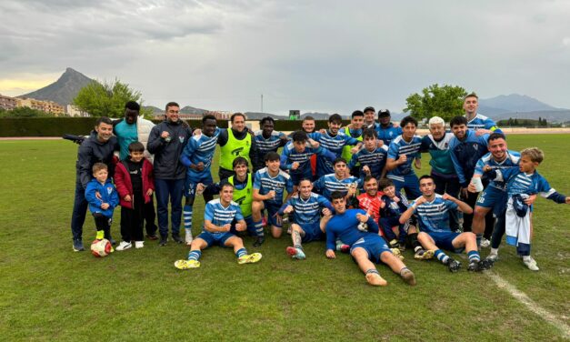 La victoria del Jumilla ACF le mete de lleno en la lucha por el ascenso