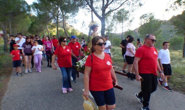 El Niño de las Uvas ya está en San Juan a la espera de su participación en los actos peñeros