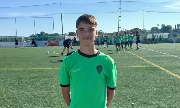 Álex Cutillas, convocado para varias sesiones con el Elche CF