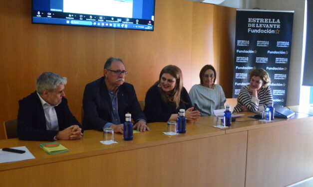 Emiliano Hernández destaca el gran valor del Museo de Jumilla en un seminario en Murcia