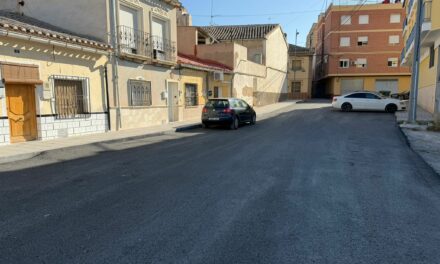 Finalizan las obras de asfaltado del Callejón del Chorrillo, junto a calle Barón del Solar