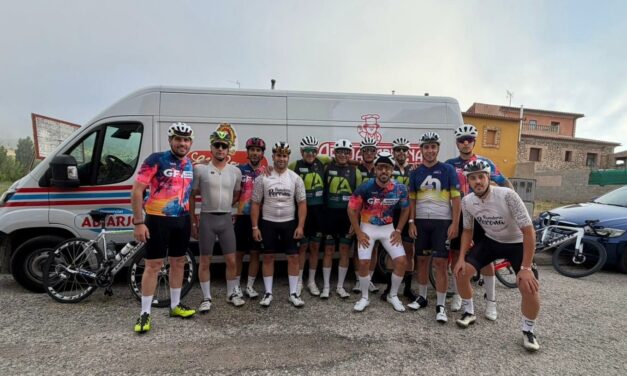 La Peña Ciclista se deja ver en la Gran Fondo Sierra de Albacete