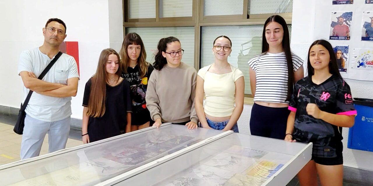 El IES Arzobispo Lozano exhibe talento artístico y avanza en la integración de la IA en las aulas