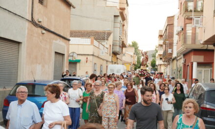 Los vecinos de San Juan han celebrado sus fiestas con actos religiosos y actividades de ocio