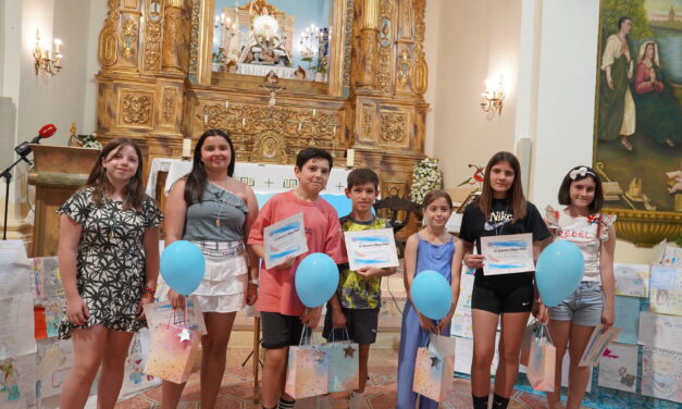 La Real Cofradía de la Virgen de la Asunción entrega los premios de poesía y dibujo