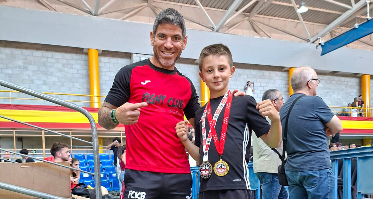 Pascual Tomás consigue dos oros en el Open de Madrid de kickboxing y apunta al Mundial