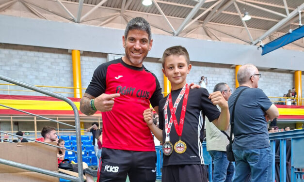 Pascual Tomás consigue dos oros en el Open de Madrid de kickboxing y apunta al Mundial