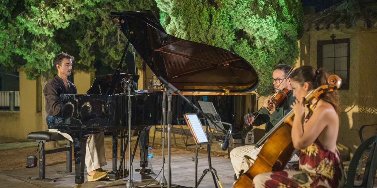 Santa Ana se llenó de música de cine gracias al concierto de Art-Ensemble