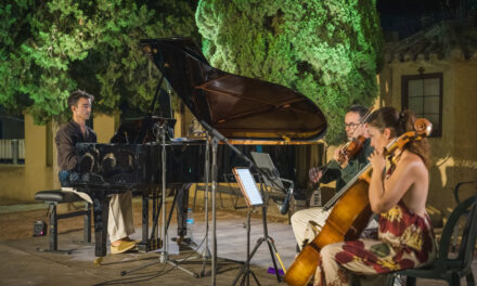Santa Ana se llenó de música de cine gracias al concierto de Art-Ensemble