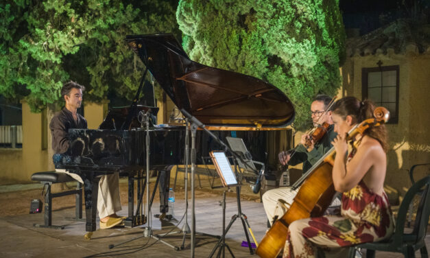 Santa Ana se llenó de música de cine gracias al concierto de Art-Ensemble