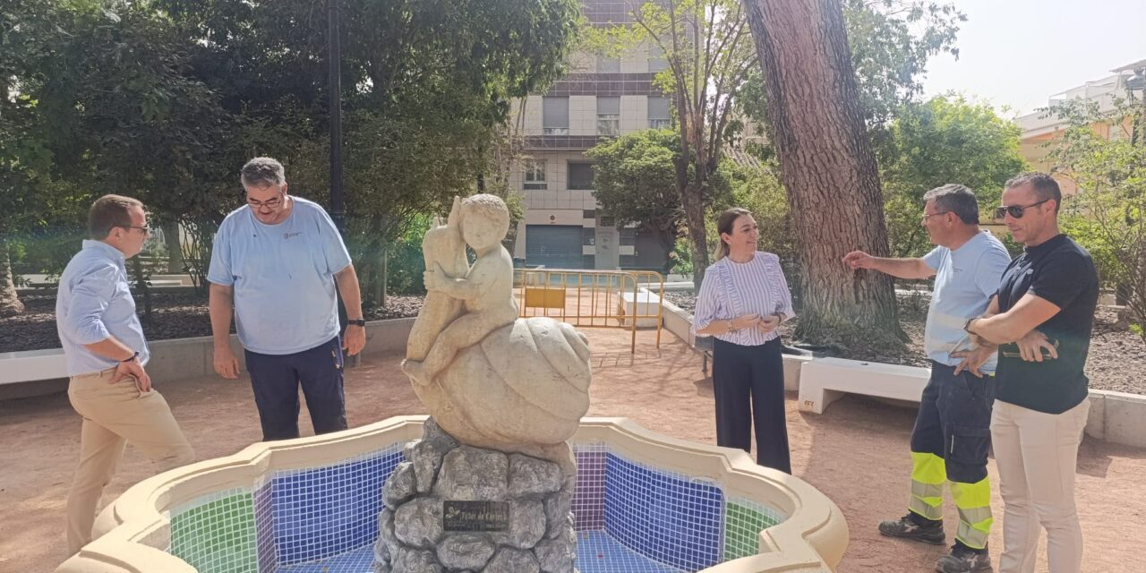 La fuente del Caracol recupera su imagen tras ser rehabilitada y devuelta a su aspecto original