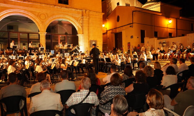 Jumilla, escenario cultural, con el Festival Nacional de la Asociación Julián Santos