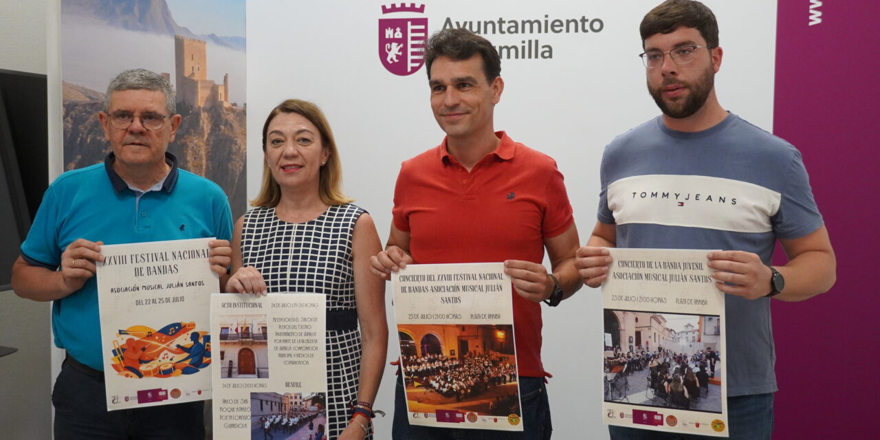 Una escultura de Alonso Herrero Alarcón se entregará como detalle institucional en el Festival de Bandas de la Asociación Musical Julián Santos