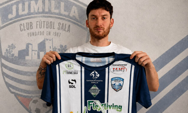 Merlos, primer refuerzo del CFS Jumilla para su segunda temporada en Segunda B