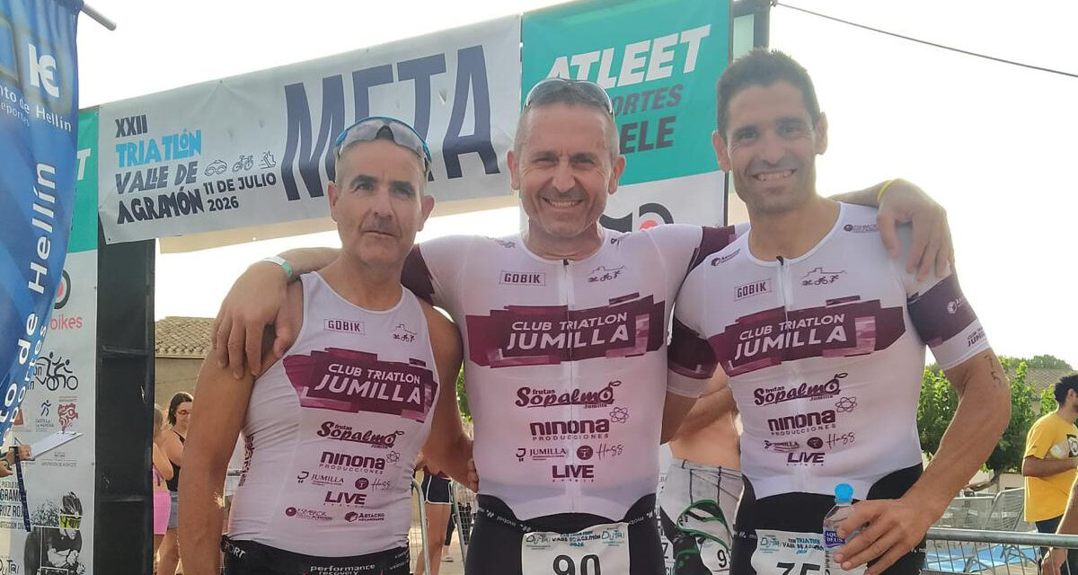 Antonio Oma lleva al Triatlón Jumilla al podio en Agramón