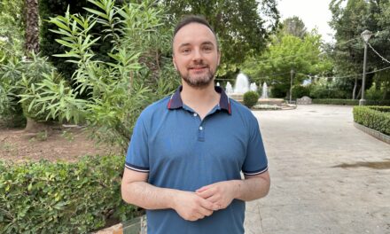 El grupo socialista acusa al Ayuntamiento de no informar sobre el Bono Cultural y el programa Verano Joven