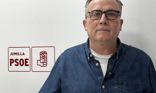 El PSOE vuelve a denunciar la situación del parque de bomberos de Jumilla y critica la visita de Marcos Ortuño