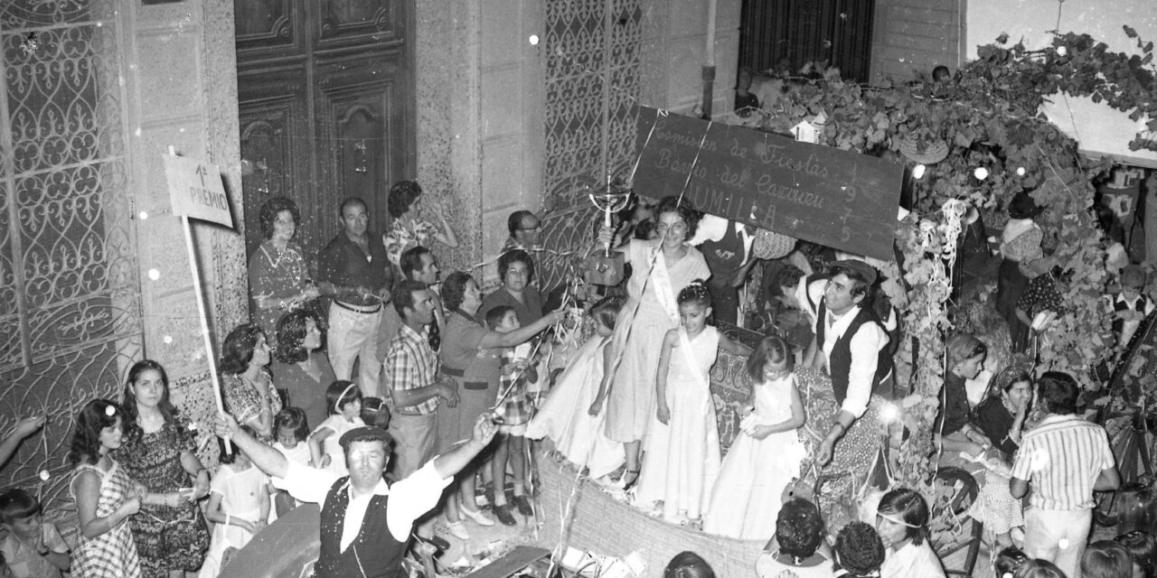 Una vuelta por la Feria. Capítulo 7. Crecimiento y consolidación: La Cabalgata del Vino se convierte en un evento de masas.