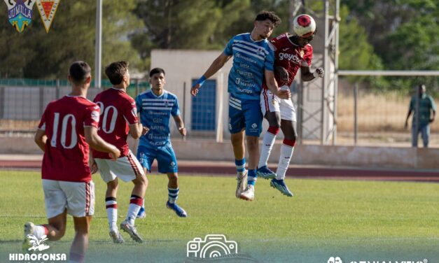 El Jumilla ACF cierra seis bolos veraniegos, tres de ellos en casa