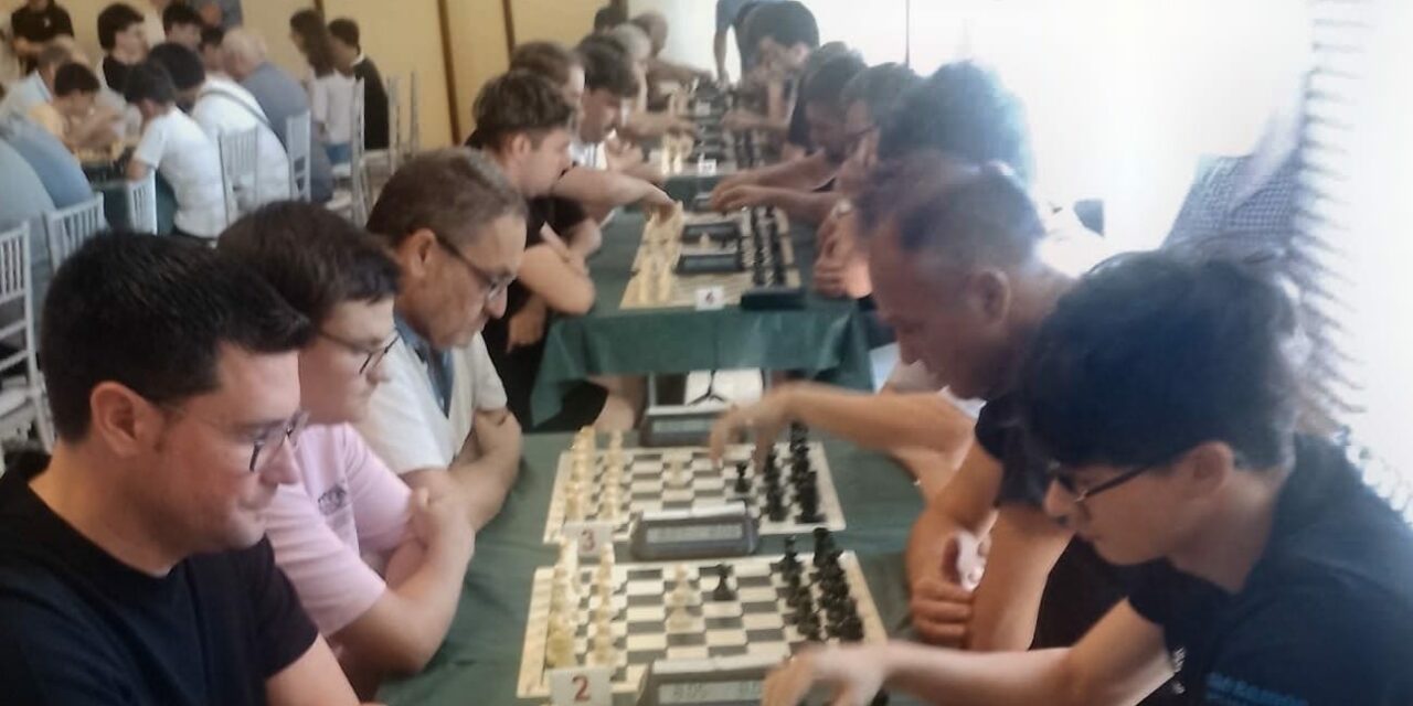 París Ortega fue el mejor ajedrecista de la Región en el III Open La Charca