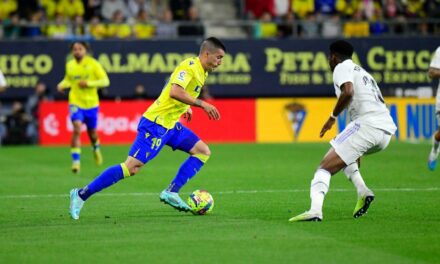 Sergi Guardiola Navarro, jugador profesional de fútbol: «Ser el único jumillano que ha llegado a Primera es un orgullo para mi»