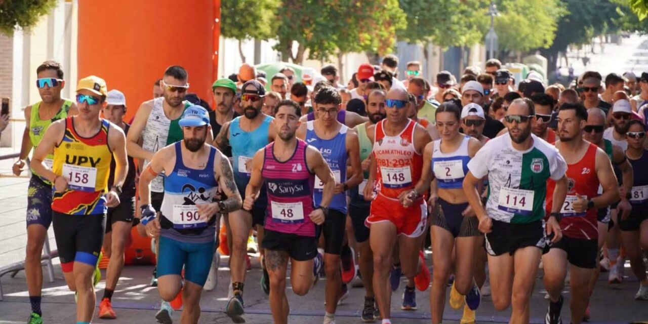 El alicantino Carlos Domeney la alemana Nicole Kronsbein triunfan en el 45º Cross de Jumilla