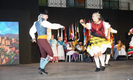 Almería, Mallorca, Cáceres, Málaga y Murcia han inundado Jumilla de folklore en su 45 Festival Nacional