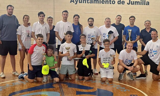 Marcos Abellán y Jorge Gómez lideran el tenis de mesa de Feria