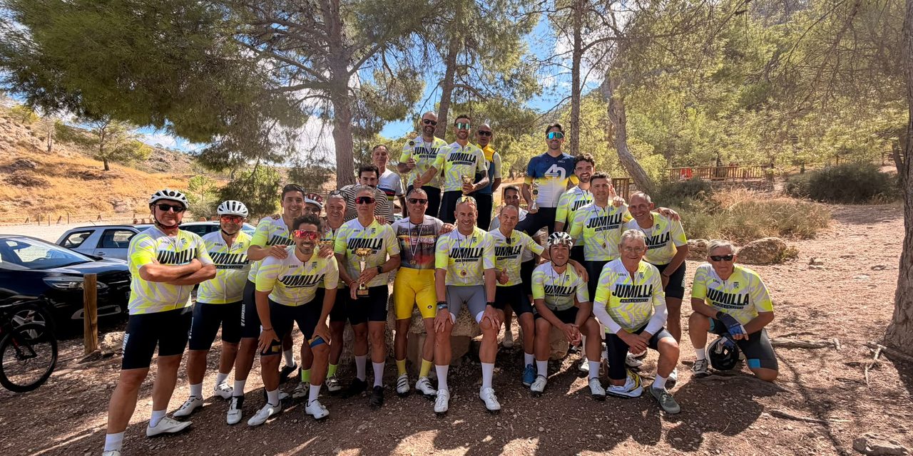 La Peña Ciclista celebra su clásica cronoescalada hasta Santa Ana