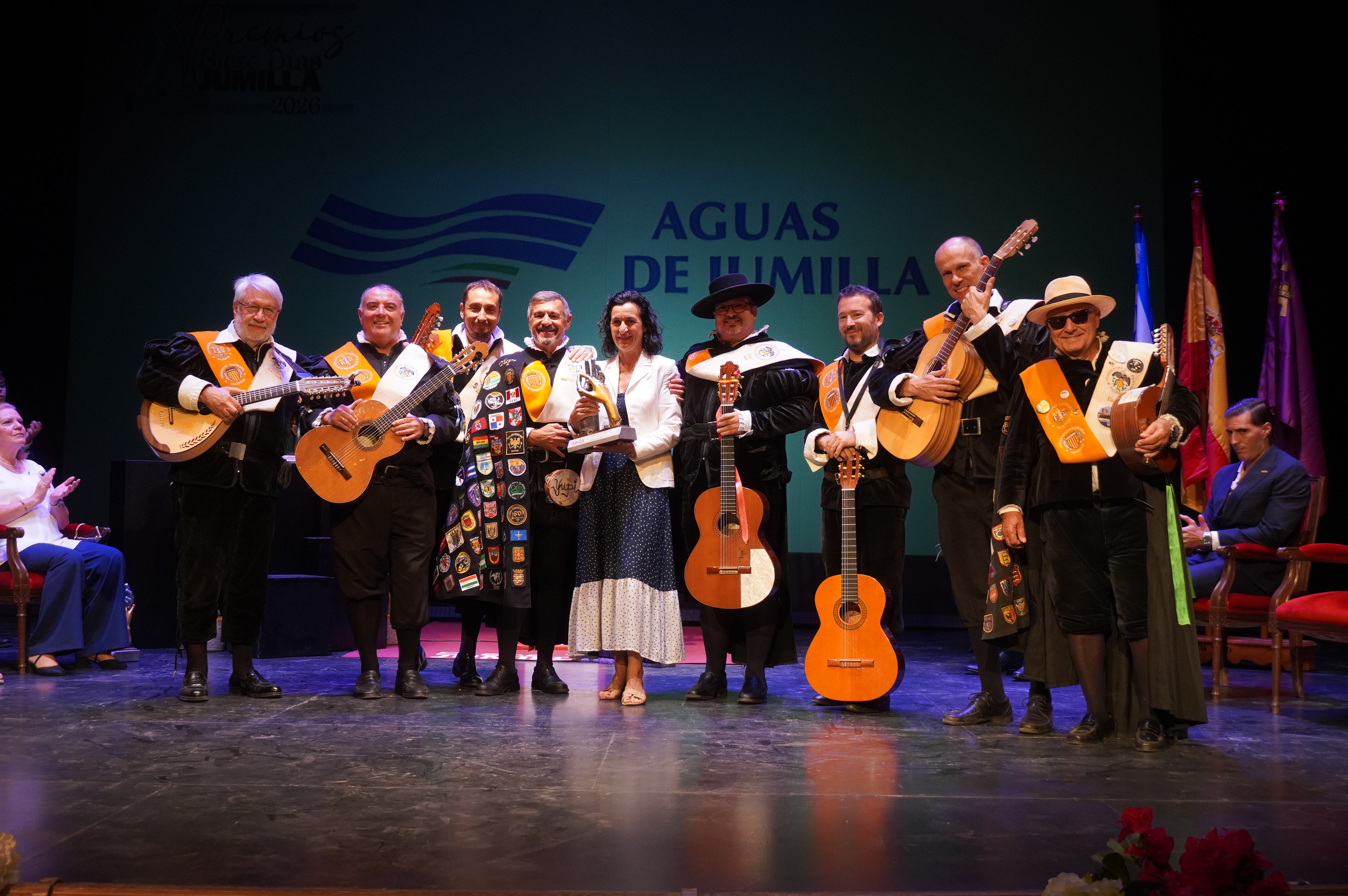 Premio Siete Días Labor Social. Cuarentuna Universitaria de Valencia.