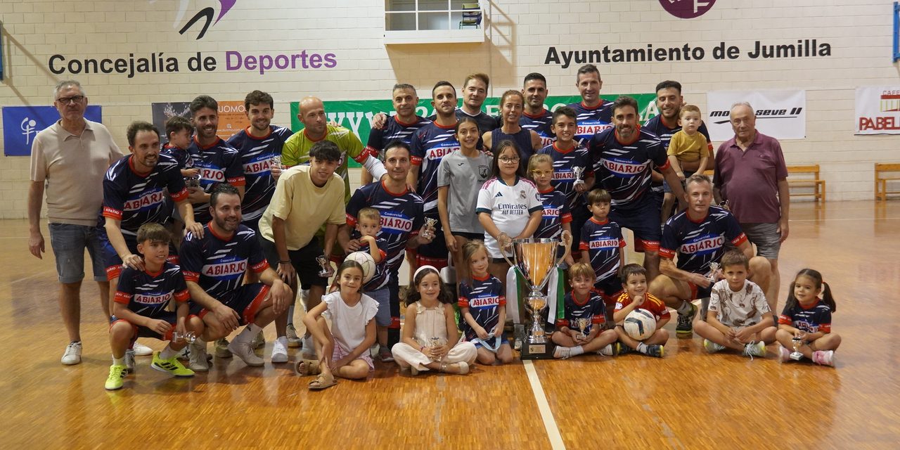 Abiarjo Atlético, primer equipo en sumar cinco títulos de 24 Horas La Parra