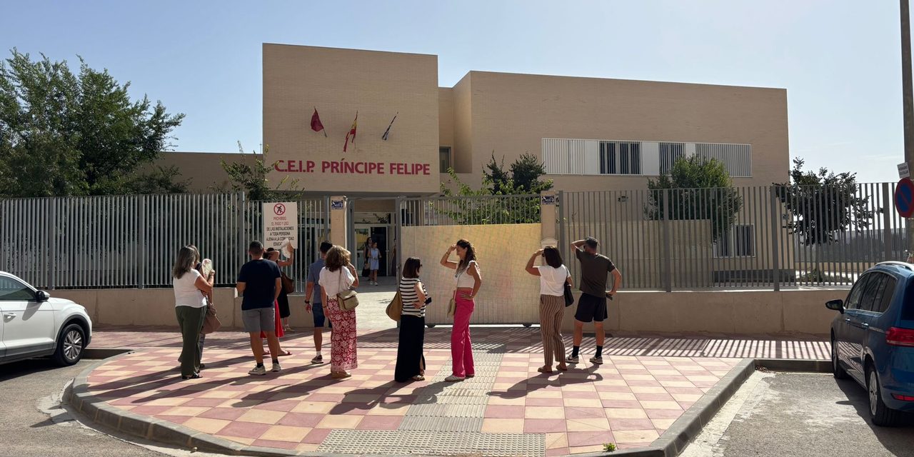 Stipa reclama más árboles y zonas de sombra en los accesos a cinco colegios del municipio