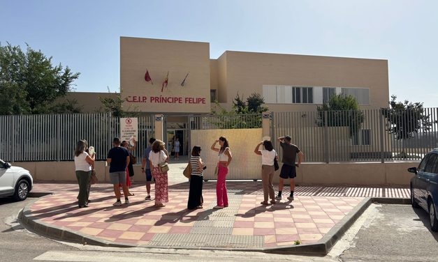 Stipa reclama más árboles y zonas de sombra en los accesos a cinco colegios del municipio