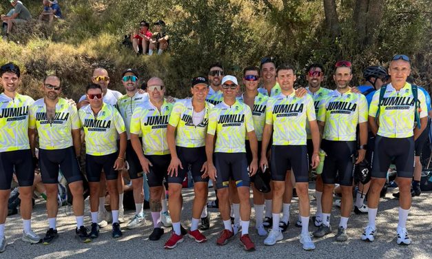 La Peña Ciclista realiza una ruta para disfutar de la Vuelta’26 en directo