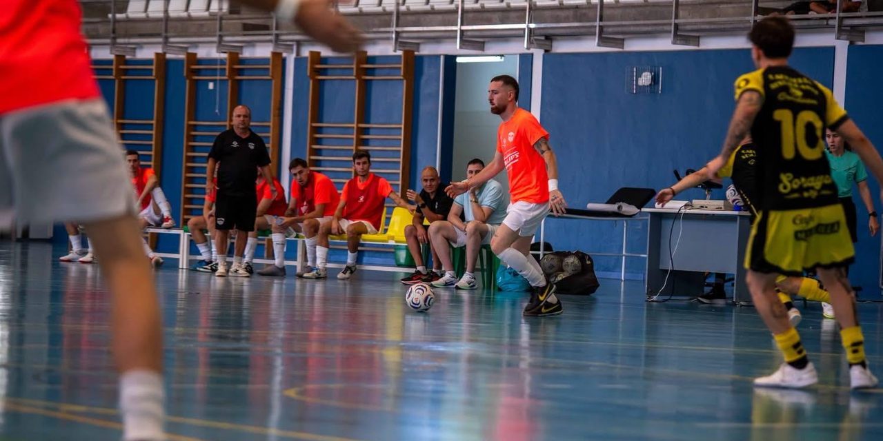 Goleada en Petrer y derrota en el triangular del Pilar de la Horadada