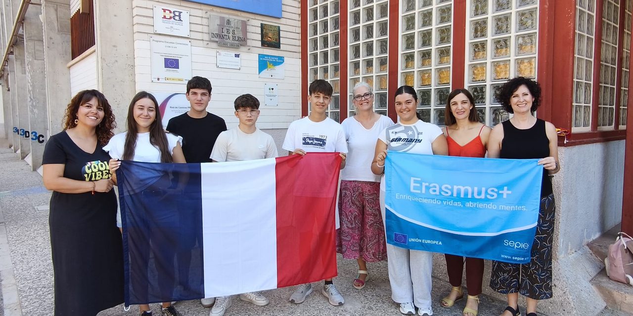 Alumnos del Infanta Elena viven un mes en Francia, gracias al programa Eramus+