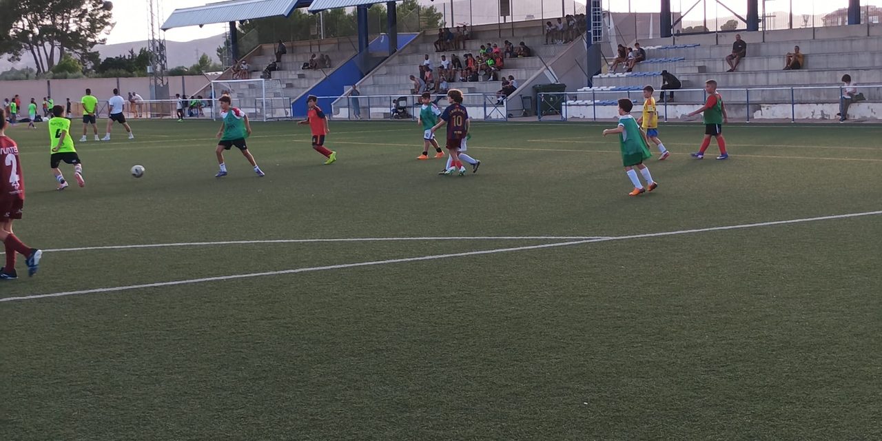El FB Ciudad pone en marcha la temporada con siete equipos