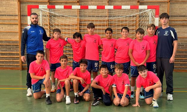 El Balonmano Jumilla se viste de rosa contra el cáncer de mama