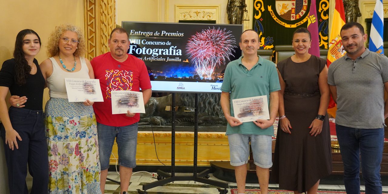 Juan Ignacio Tomás gana el VIII Concurso de Fotografía Fuegos Artificiales 2026