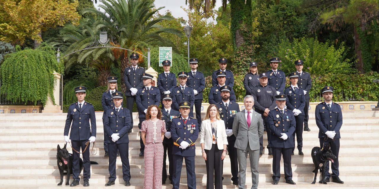 Con un acto institucional, la Policía Local celebró a su patrón, los Ángeles Custodios