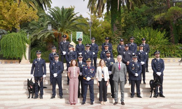 Con un acto institucional, la Policía Local celebró a su patrón, los Ángeles Custodios