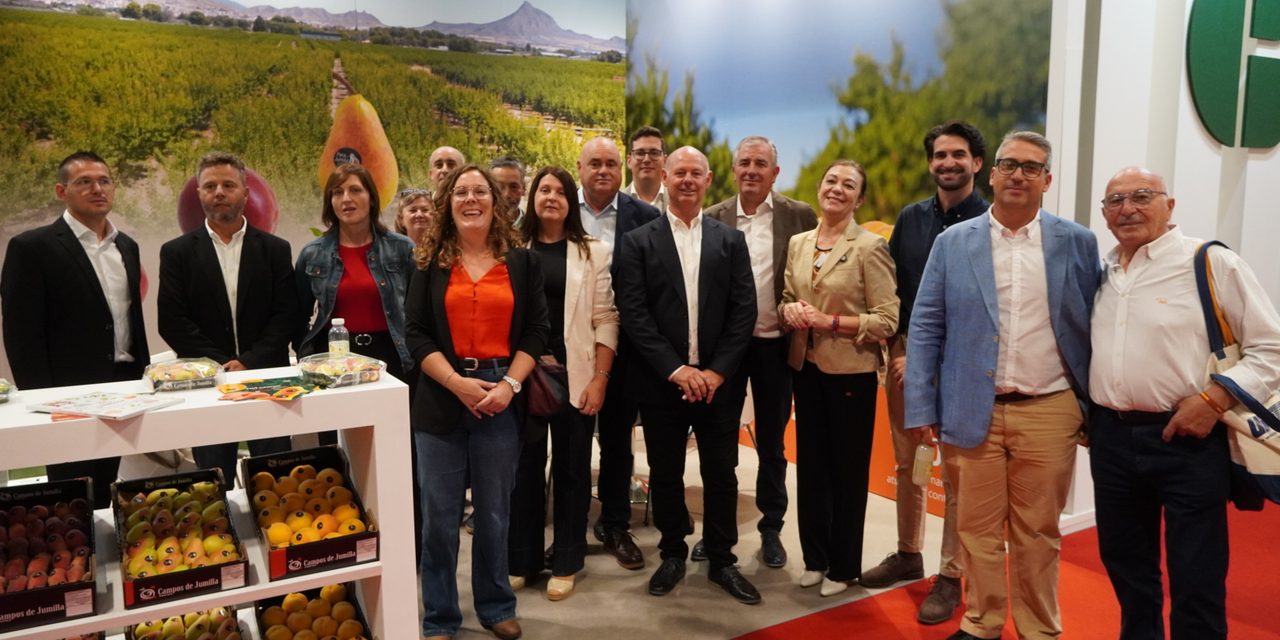 El municipio, presente en la Feria Internacional Fruit Attraction con Campos de Jumilla y la DOP Pera