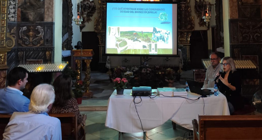 Las terracotas de bóvidos halladas en el Tío Pimentón, presentes en las Jornadas de Patrimonio de la Región