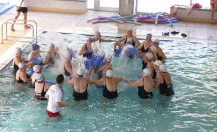 El domingo tendrá lugar el aquagym solidario en la Piscina Cubierta