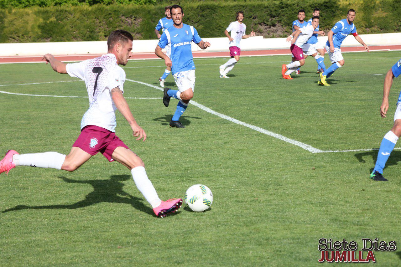 Tres minutos le bastaron al San Fernando para asaltar Jumilla (1-2)