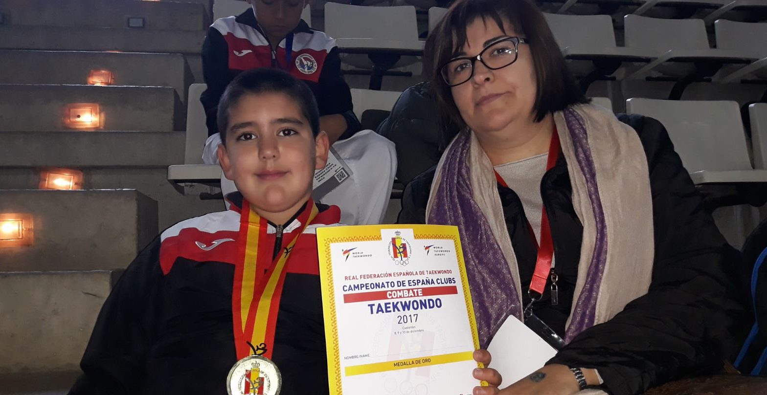 Roque Gil se proclama campeón de España de Taekwondo