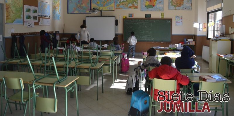 Más de la mitad del alumnado del Mariano Suárez no entra a las aulas ante el problema con la calefacción
